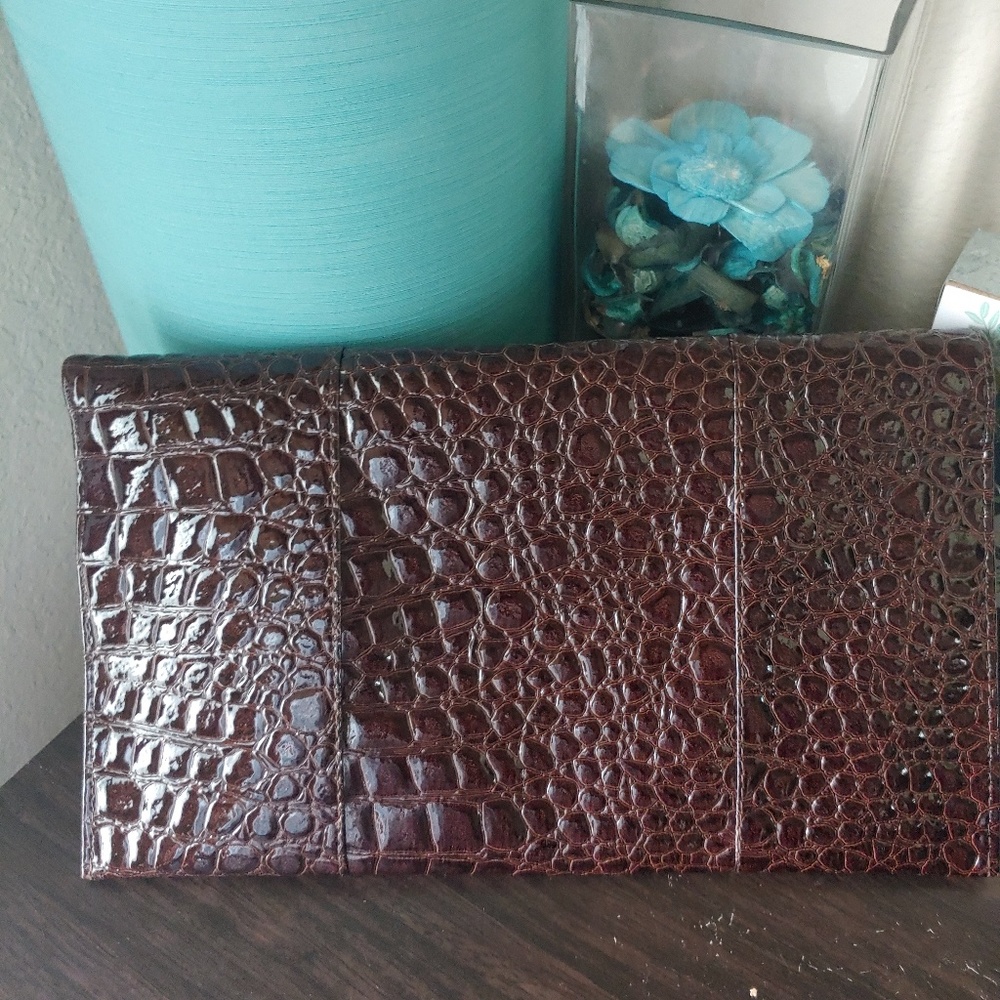 SAX Brown Clutch
